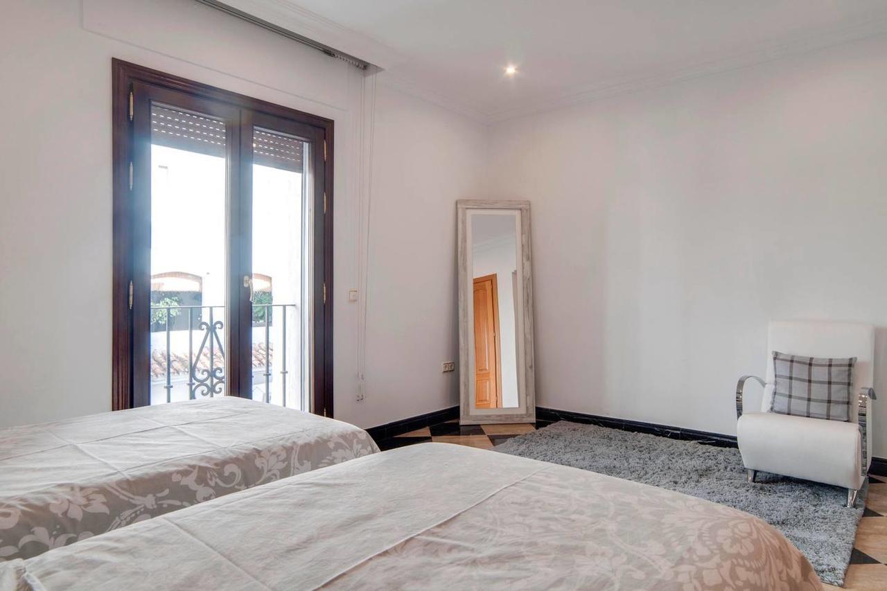 Oleholidays Pb 218 Primera Línea De Mar Puerto Banús * Marbella